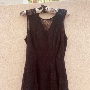 Banana Republic ladies black dress size 4 p